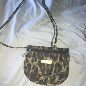 Cheetah print crossbody bag